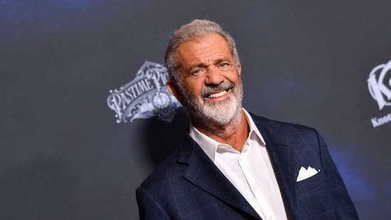 Mel Gibson Criticizes Kamala Harris, Declares Support for Trump